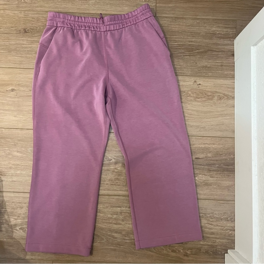 Lululemon Softstreme High-Rise Straight Leg Cropped Pant Velvet Dust size 10 - Picture 4 of 8